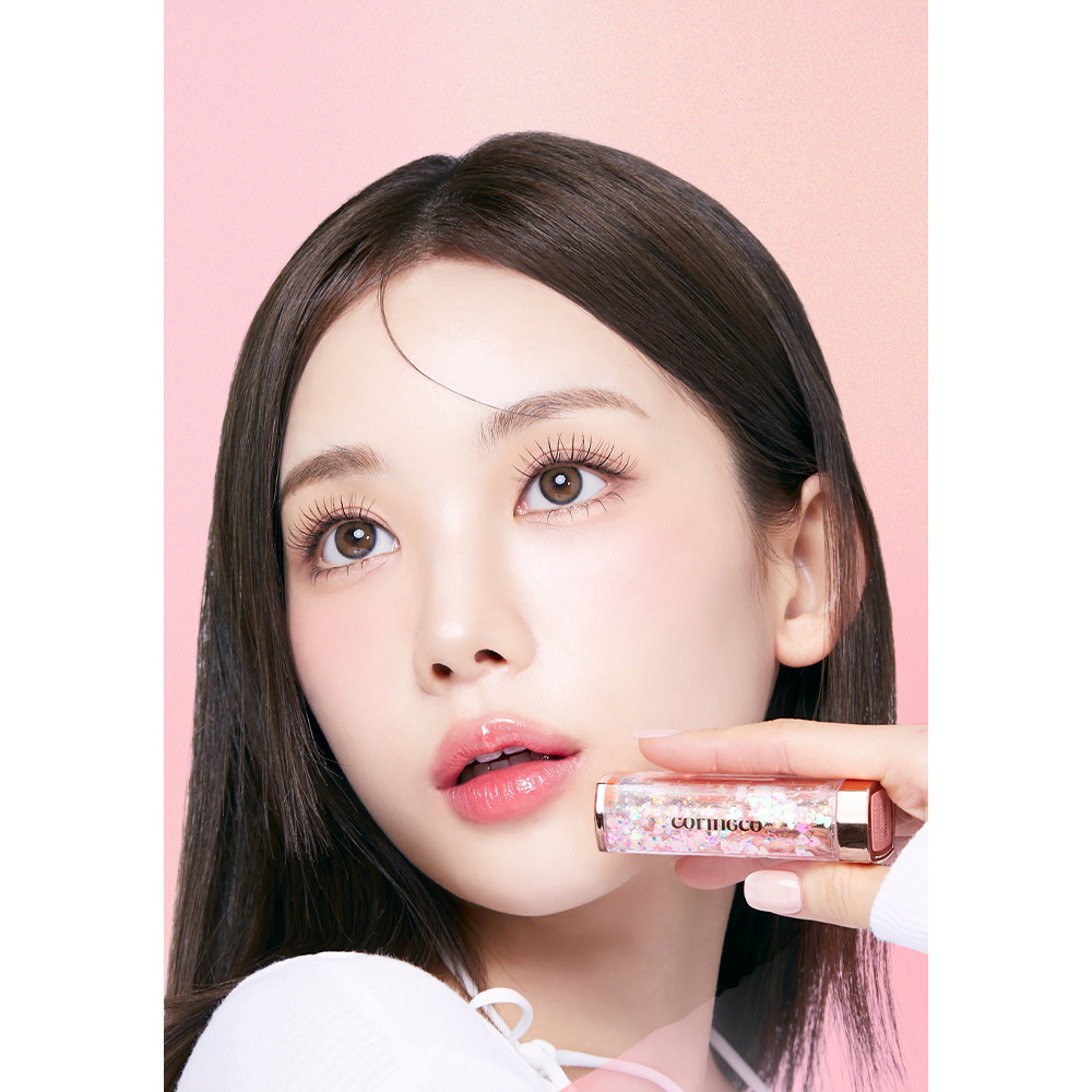 王玉雯自拍美颜突破天花板  和生图竟无差别！